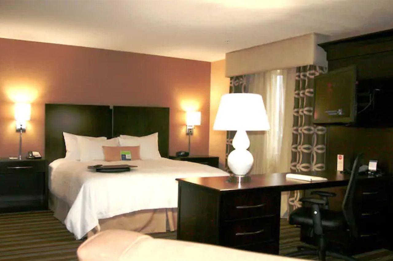 Hampton Inn And Suites Flint/Grand Blanc מראה חיצוני תמונה