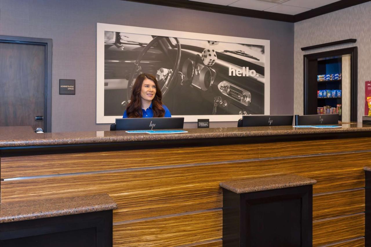 Hampton Inn And Suites Flint/Grand Blanc מראה חיצוני תמונה