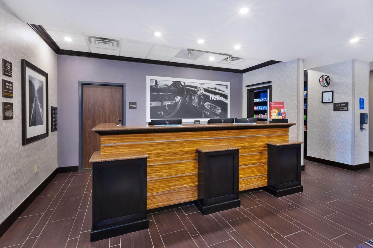 Hampton Inn And Suites Flint/Grand Blanc מראה חיצוני תמונה